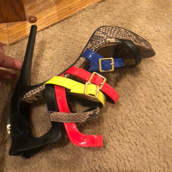 MultiColored Sandals with Platform Heel - Picture 1 of 8